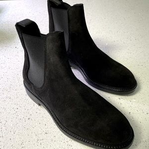 Axel Arigato Chelsea Boot Size 35